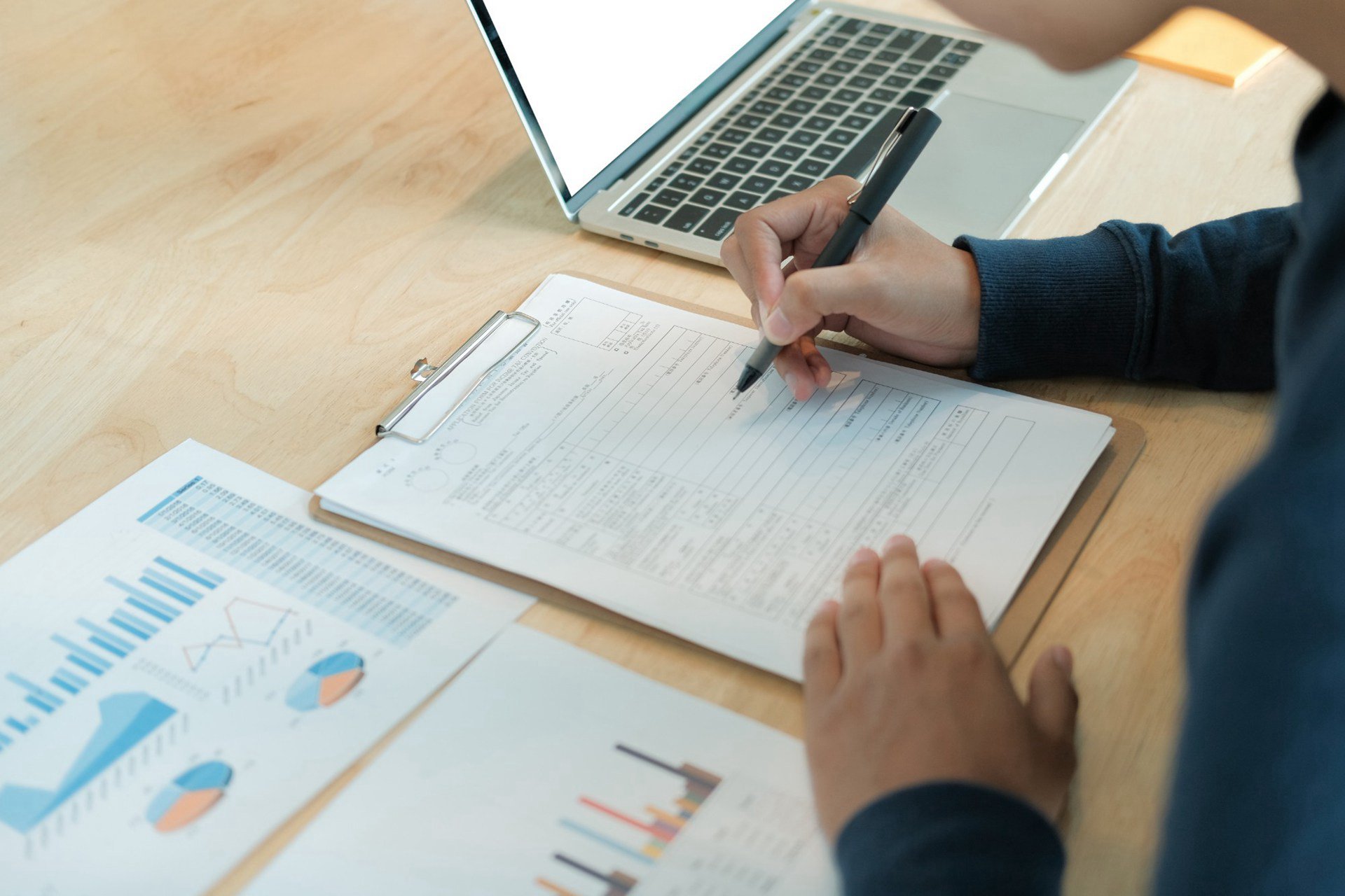 ���ξ���(�й�)�������޹�˾����